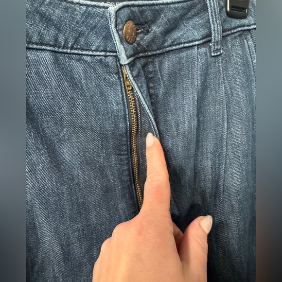 J. Crew High Rise, Tapered, Pleated, Wide Leg Jeans size 28 - Picture 5 of 15
